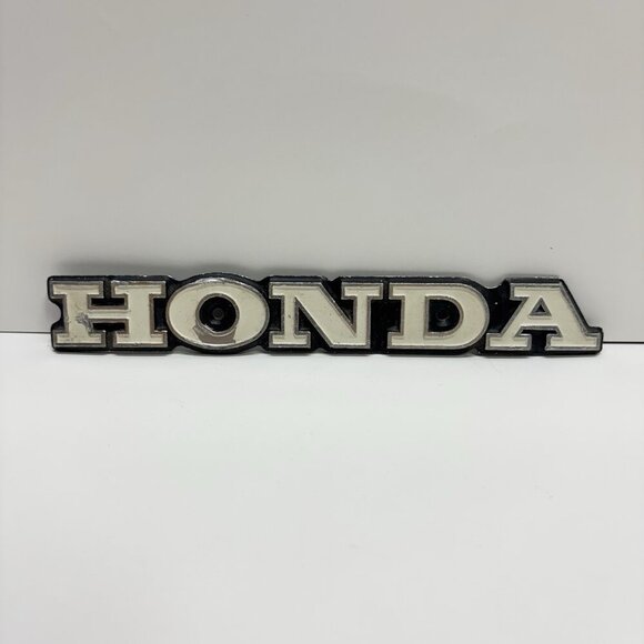 74-76 Honda CB360 CB360G CB360T Gas Fuel Petrol Tank Emblem Badge motorcycle - Picture 1 of 6